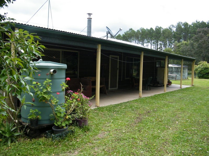 264 Coonoongibba Creek, Brooloo QLD 4570