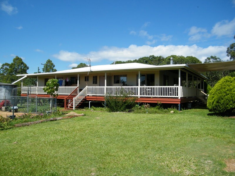 33 Kevin Road, Imbil QLD 4570