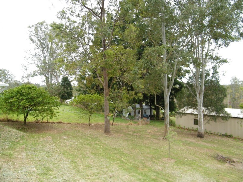10 George, Brooloo QLD 4570