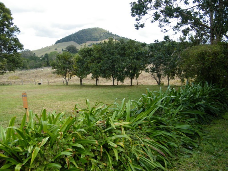 41 Red Gully, Amamoor QLD 4570