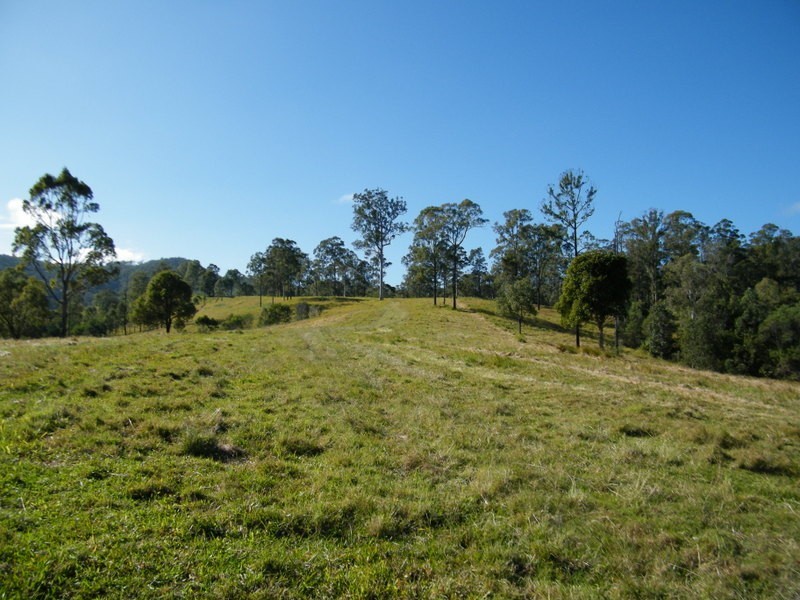 Brooloo QLD 4570