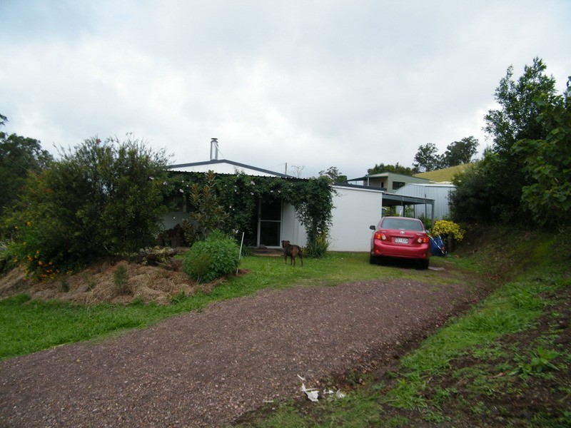 13 George, Brooloo QLD 4570