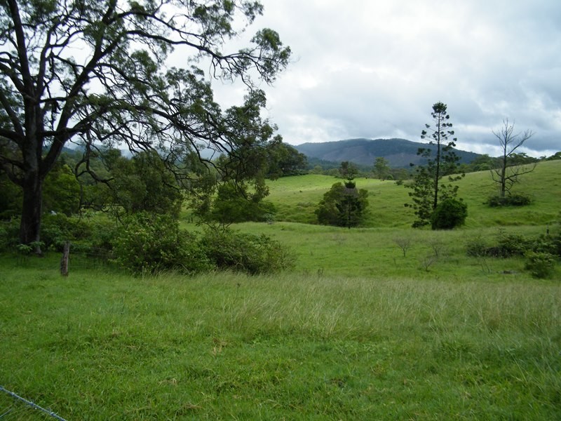 Brooloo QLD 4570