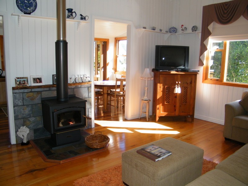 14 Elizabeth Street, Imbil QLD 4570