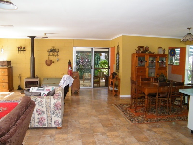 89 Amamoor Creek Road, Amamoor QLD 4570