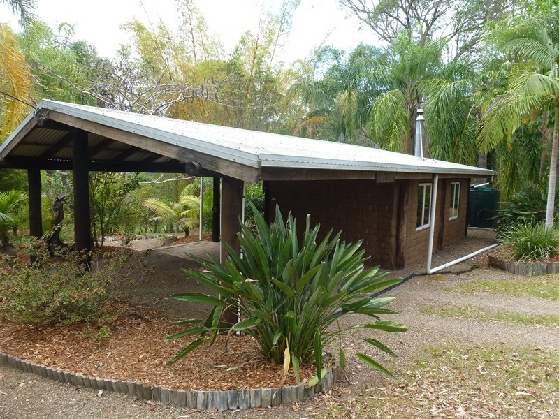 76 Sutton, Brooloo QLD 4570
