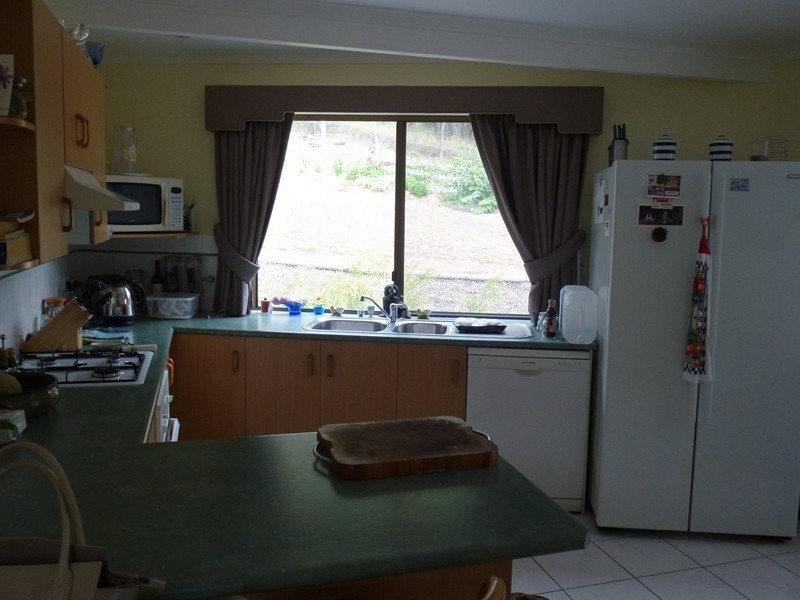 Mothar Mountain QLD 4570