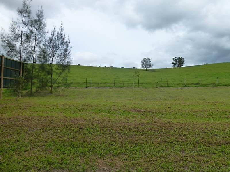 13 George Street, Brooloo QLD 4570