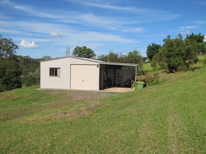 7 George Street, Brooloo QLD 4570