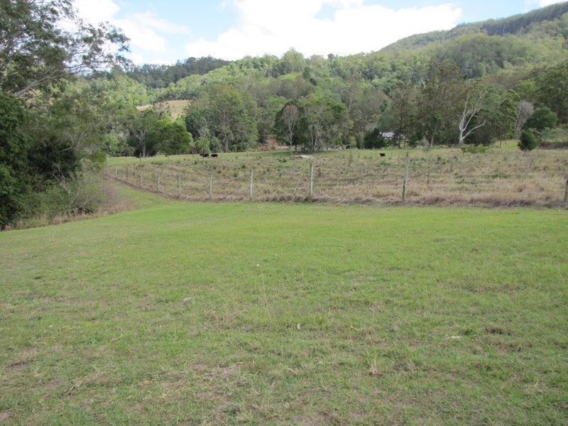 8 Bluff Road, off Wilcox Rd, Kenilworth QLD 4574