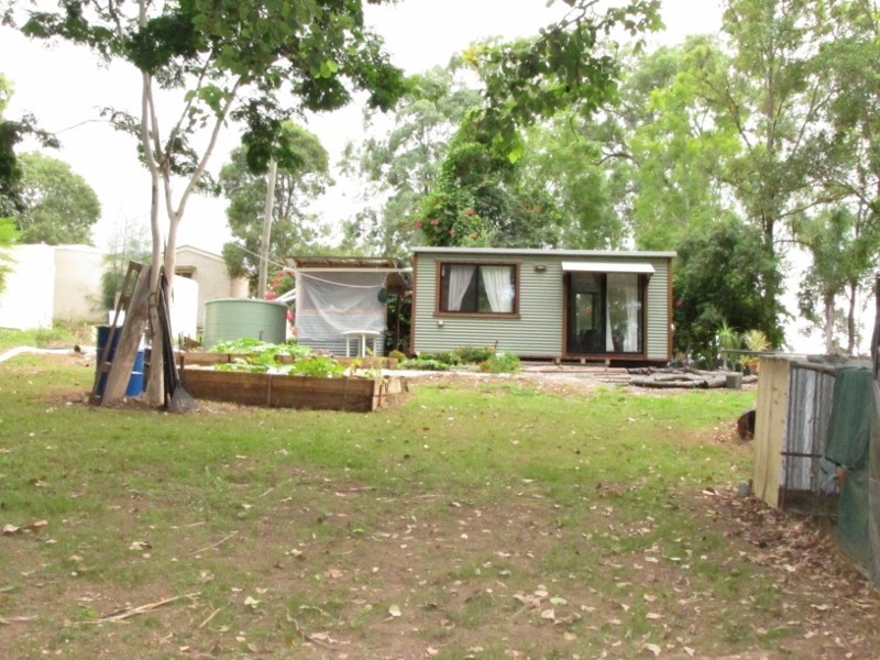 76 Sutton Street, Brooloo QLD 4570
