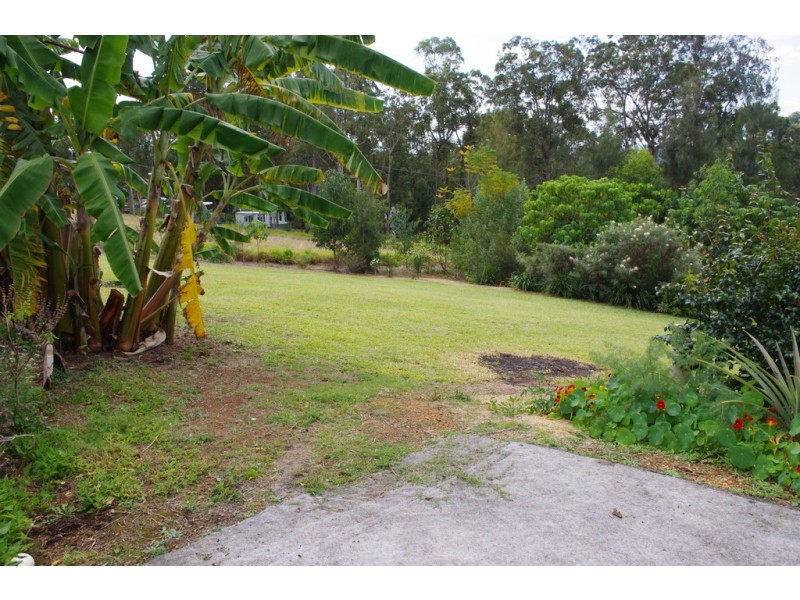 Brooloo QLD 4570