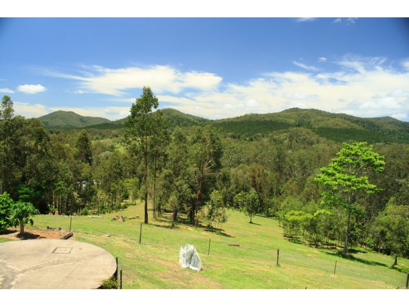 Brooloo QLD 4570