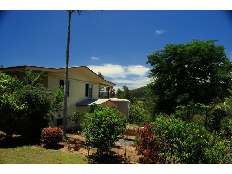 Brooloo QLD 4570