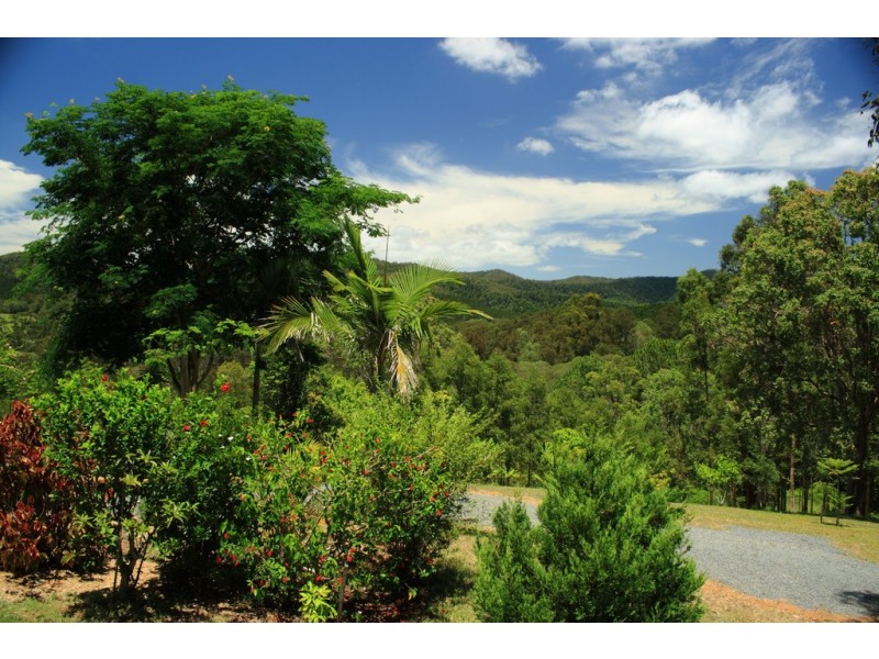 Brooloo QLD 4570