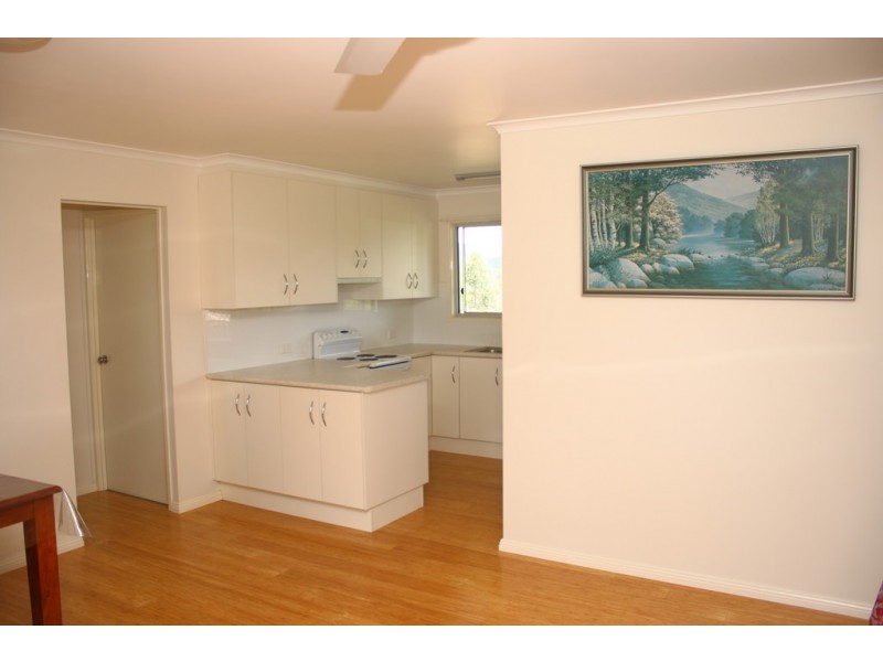 Brooloo QLD 4570