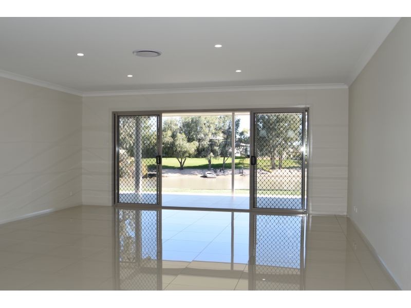 1/3 Paul Bradley Drive, Goondiwindi QLD 4390
