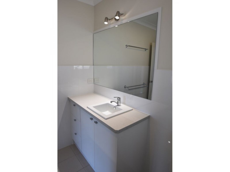 1/3 Paul Bradley Drive, Goondiwindi QLD 4390