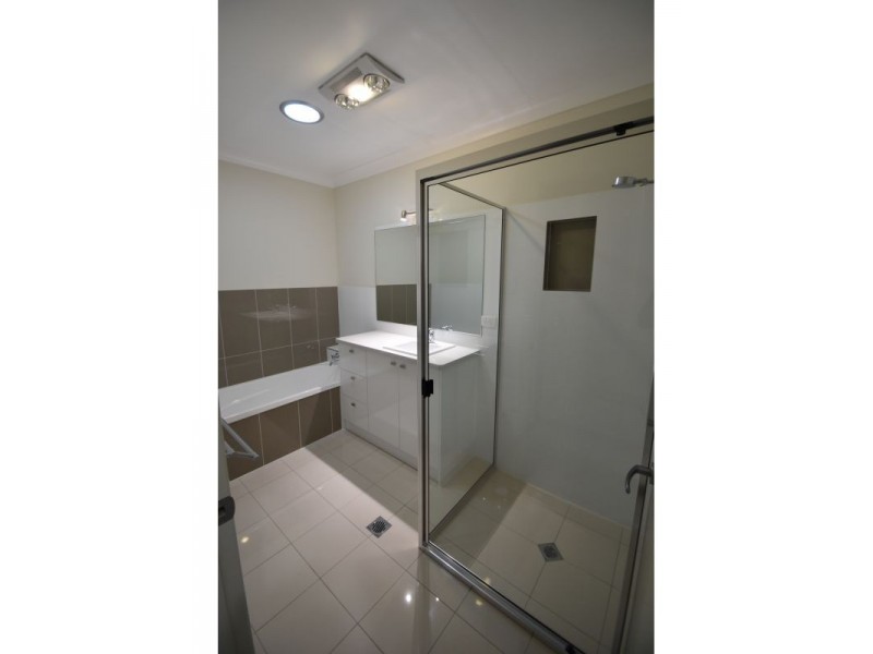 1/3 Paul Bradley Drive, Goondiwindi QLD 4390
