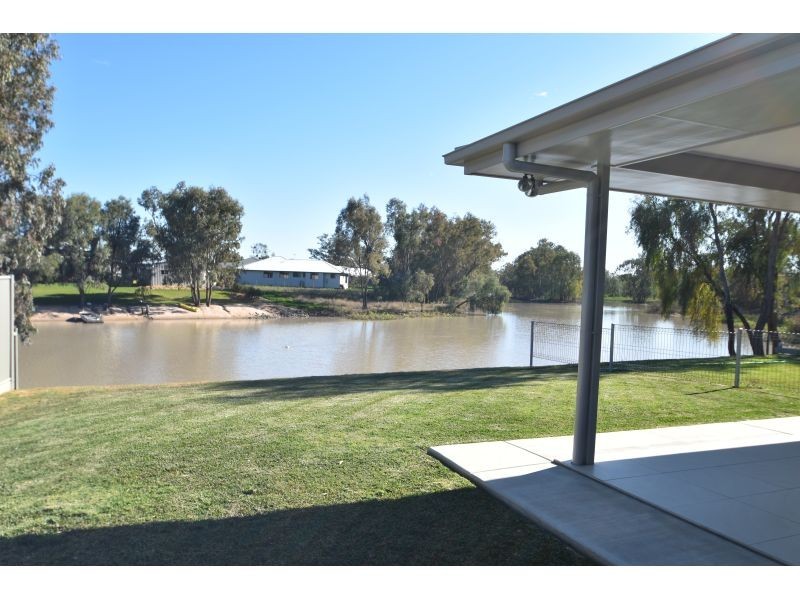 1/3 Paul Bradley Drive, Goondiwindi QLD 4390