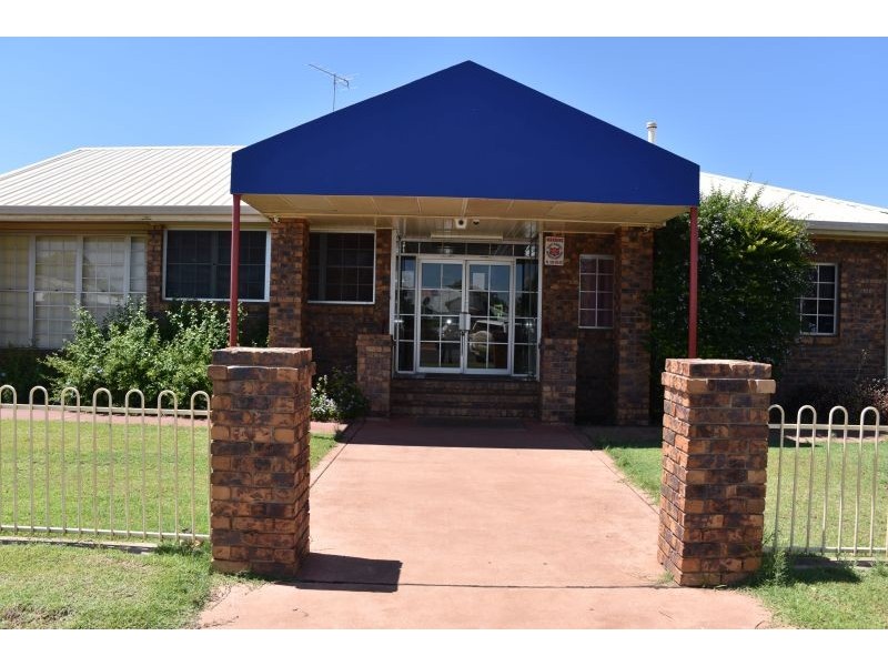 106-110 Alfred Street, St George QLD 4487