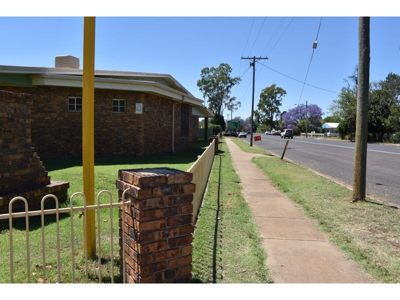 106-110 Alfred Street, St George QLD 4487