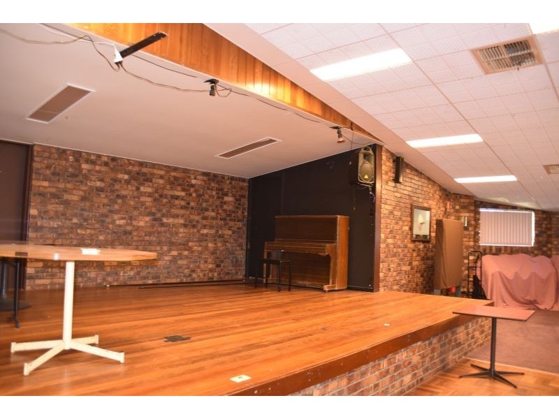 106-110 Alfred Street, St George QLD 4487