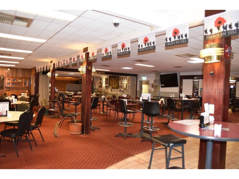 106-110 Alfred Street, St George QLD 4487