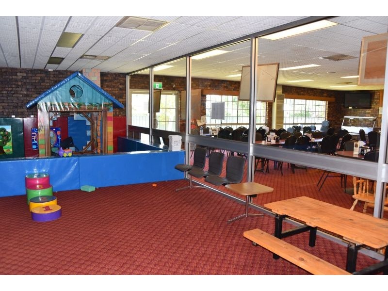 106-110 Alfred Street, St George QLD 4487