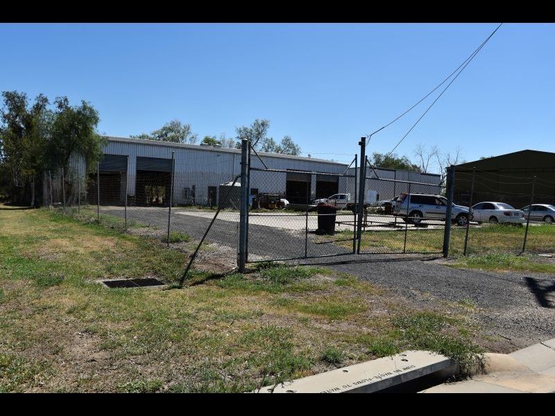 4 Henderson Road, Goondiwindi QLD 4390