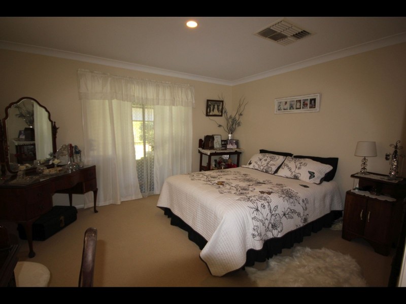 2 Gore Street, Goondiwindi QLD 4390