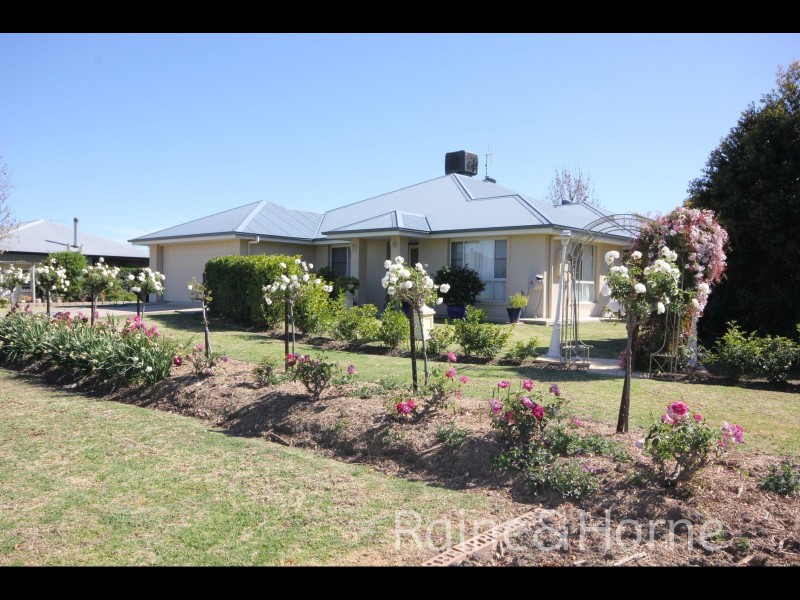 2 Gore Street, Goondiwindi QLD 4390
