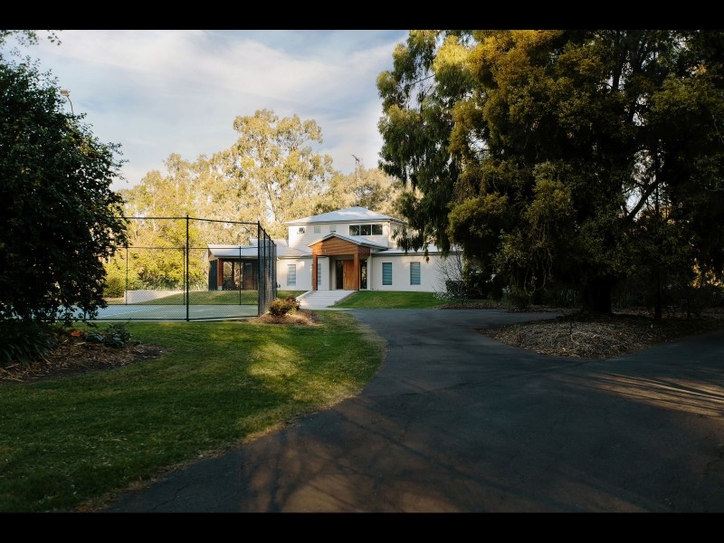 37 Clarkes Road, Goondiwindi QLD 4390