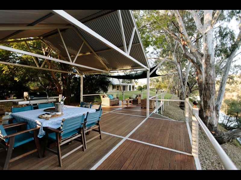 37 Clarkes Road, Goondiwindi QLD 4390