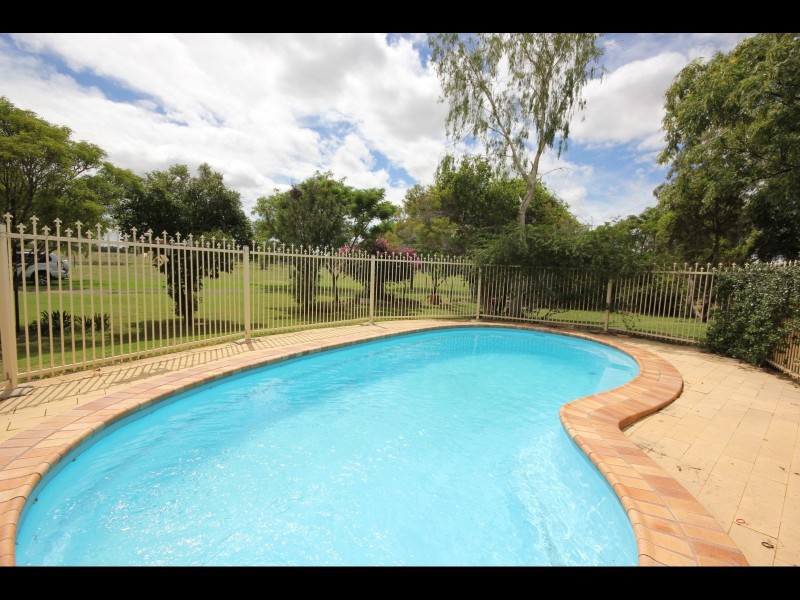 61 Gurners Lane, Goondiwindi QLD 4390