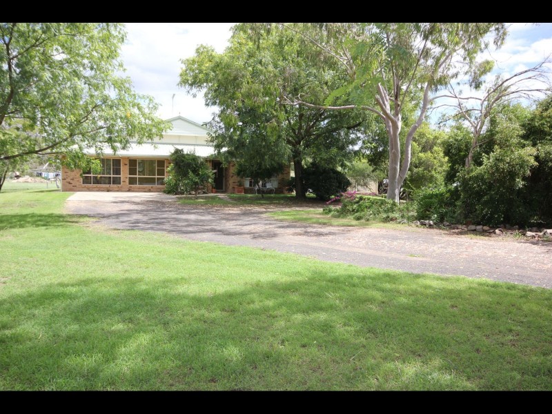 61 Gurners Lane, Goondiwindi QLD 4390