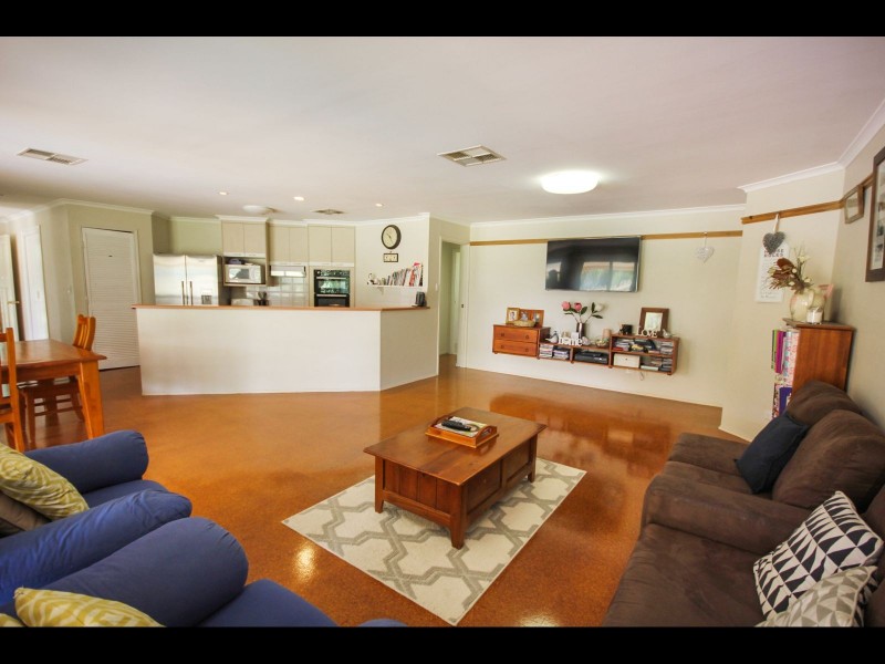 61 Gurners Lane, Goondiwindi QLD 4390