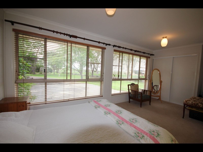 61 Gurners Lane, Goondiwindi QLD 4390