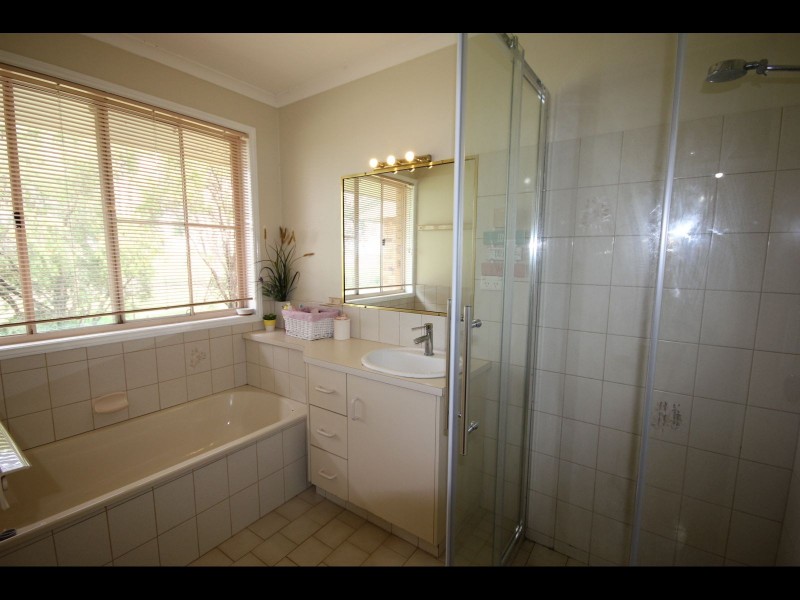 61 Gurners Lane, Goondiwindi QLD 4390