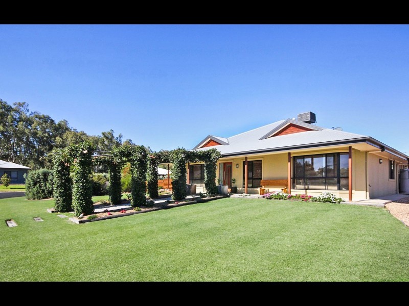 1 GORE STREET, Goondiwindi QLD 4390