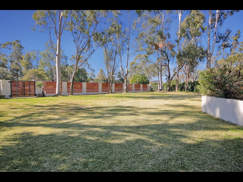 16 RUSSELL STREET, Goondiwindi QLD 4390