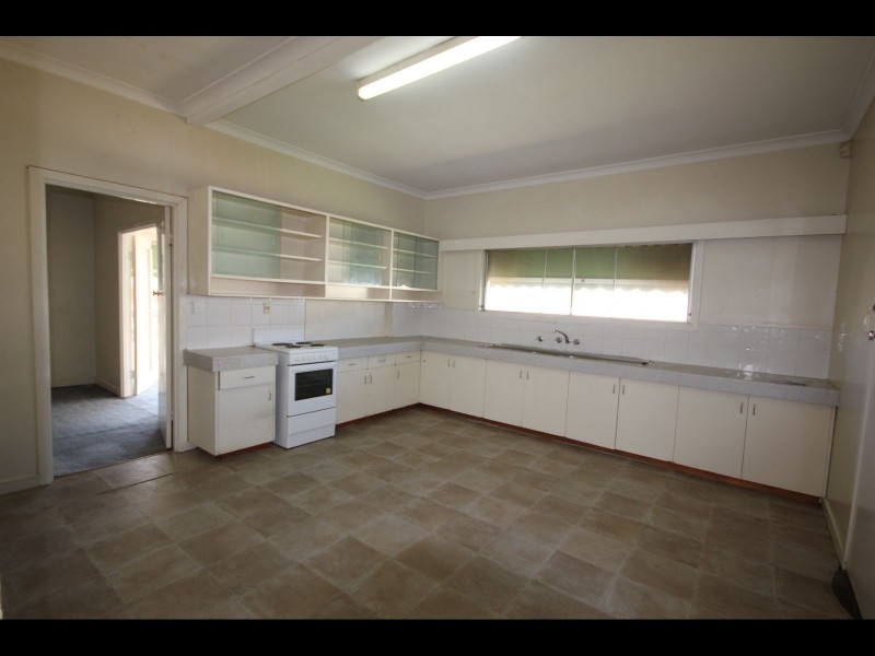 14 MCLEAN STREET, Goondiwindi QLD 4390