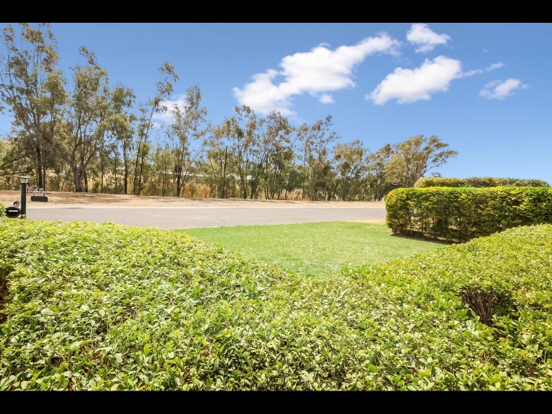13 Serpentine Drive, Goondiwindi QLD 4390
