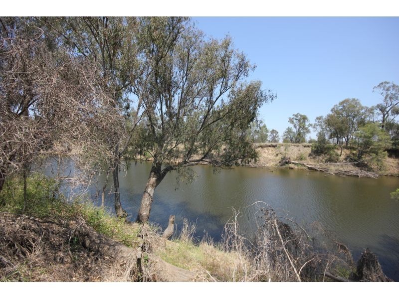 74 and 1B Macintyre and Frideswide, Goondiwindi QLD 4390