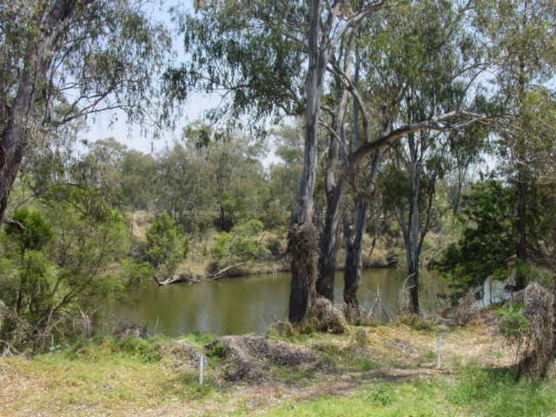 72 and 1B Macintyre and Frideswide, Goondiwindi QLD 4390