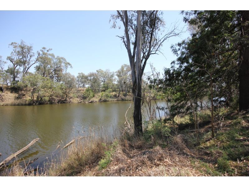 72 and 1B Macintyre and Frideswide, Goondiwindi QLD 4390