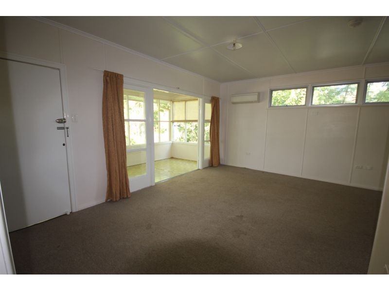 11 Frideswide Street, Goondiwindi QLD 4390