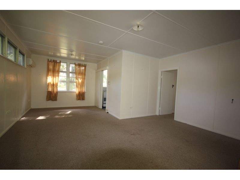 11 Frideswide Street, Goondiwindi QLD 4390
