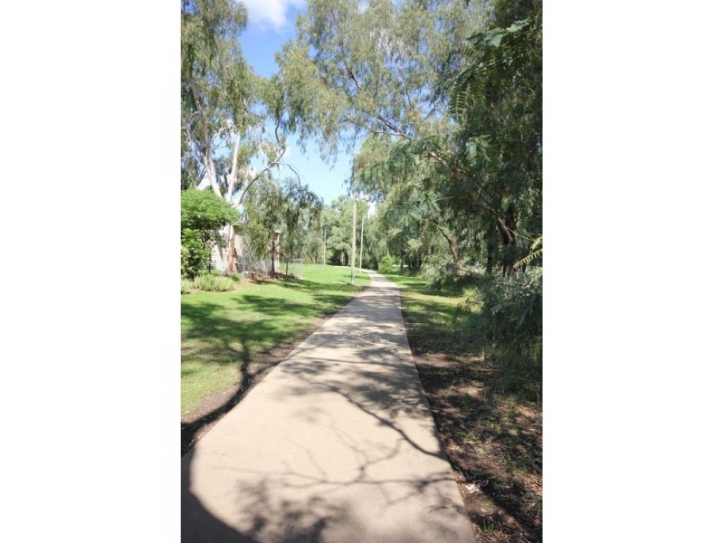 17 JACARANDA DRIVE, Goondiwindi QLD 4390