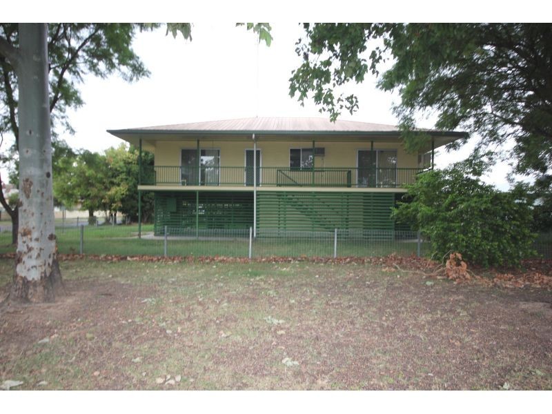 19 Willow Street, Goondiwindi QLD 4390